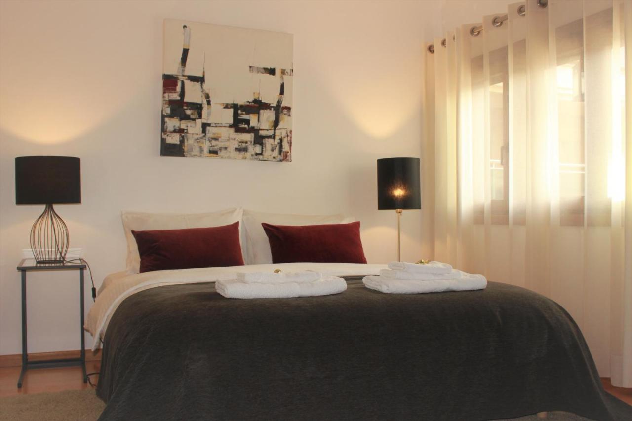 Cosy Rooms Sacavém Exterior photo